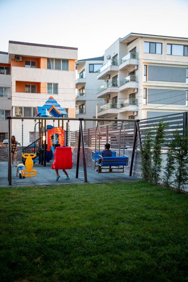 Blue Wave Studio In Nord10 - Pool N Playground Mamaia Kültér fotó