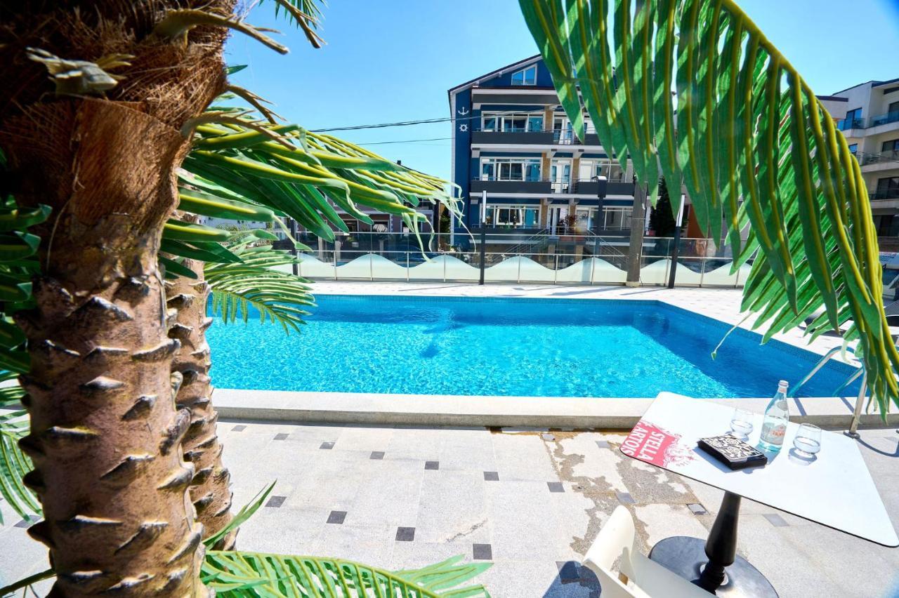 Blue Wave Studio In Nord10 - Pool N Playground Mamaia Kültér fotó